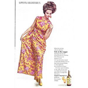 Seagram V O Canadian Whiskey Mid Century Fashion 1960s Vintage Print Ad 9 in